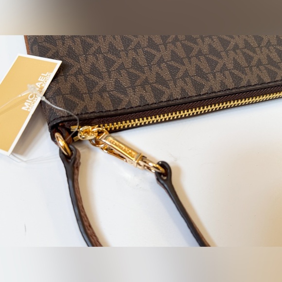 Michael Kors Jet Set Travel TZ Wristlet MK Brown - Picture 8 of 14
